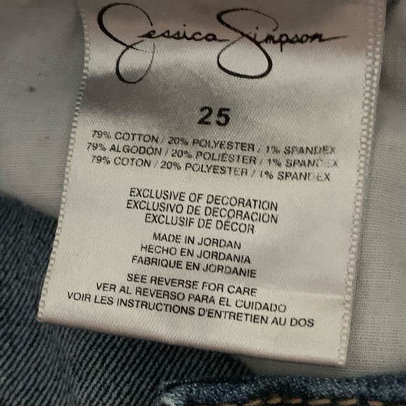 Jessica Simpson forever low rise hot shorts (25) - Picture 5 of 9